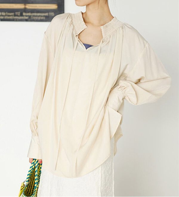 GeeRA（ジーラ）の「リボン付スキッパーブラウス（ブラウス）」｜アイボリー