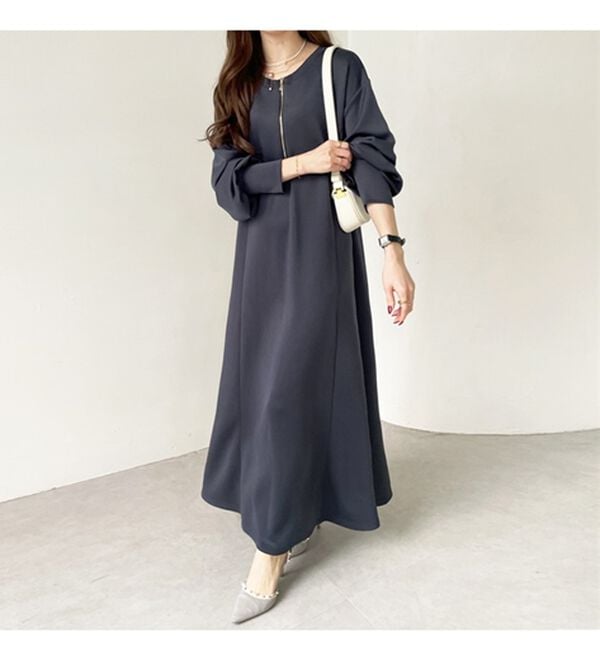 GeeRA（ジーラ）の「【再入荷】1枚で決まる！ハーフジップフレアワンピース（カットソーワンピース）」｜詳細画像