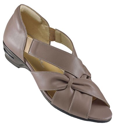 ルフラン（ルフラン）の「時見さんの５Ｅエレガントクロスサンダル（サンダル・ミュール）」