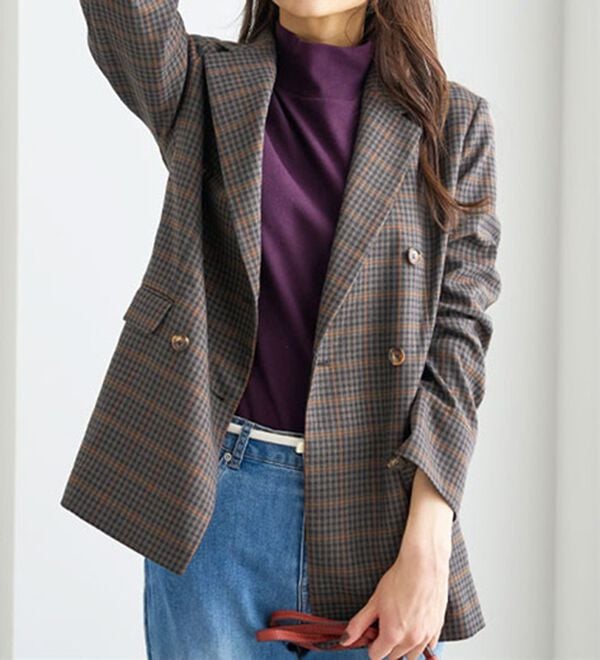 BELLUNA（ベルーナ）の「吸湿発熱ハイネックプルオーバー（カットソー）」｜詳細画像