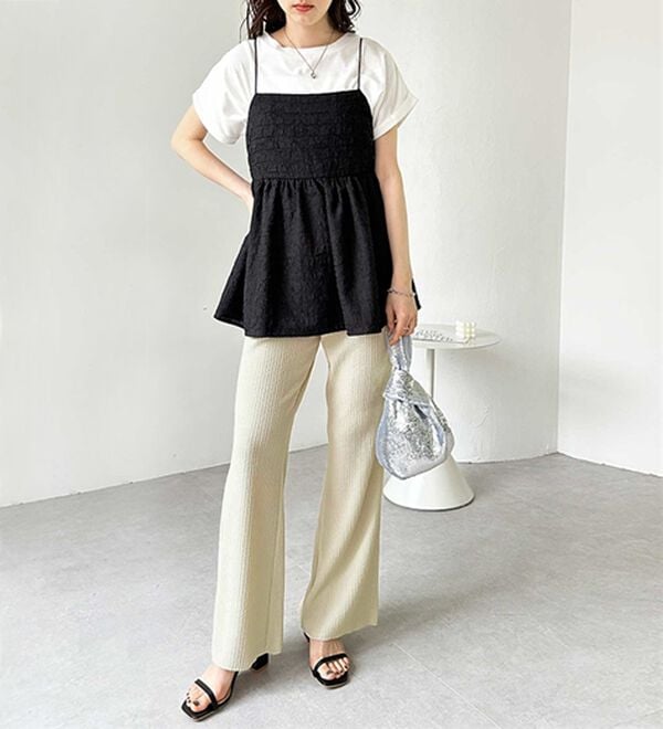 GeeRA（ジーラ）の「セルフカット美脚魅せセミフレアパンツ（フルレングスパンツ）」｜詳細画像