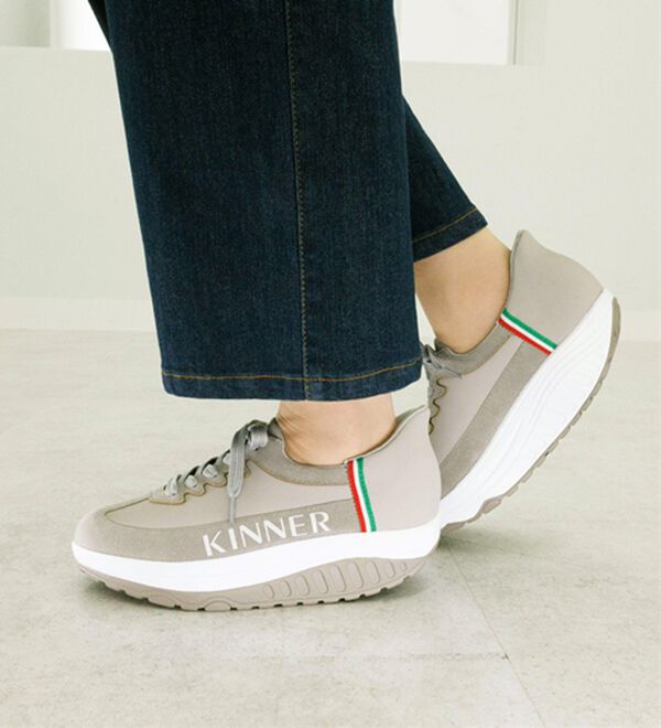 BELLUNA（ベルーナ）の「＜キナー＞さっと履ける！牛床革ローリングソールシューズ（スニーカー）」｜詳細画像