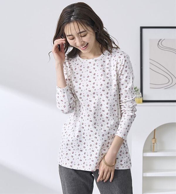 BELLUNA（ベルーナ）の「【選べる衿】肌に優しい綿１００％暖か発熱素材プルオーバー＜ベルホット　コットン＞（カットソー）」｜詳細画像