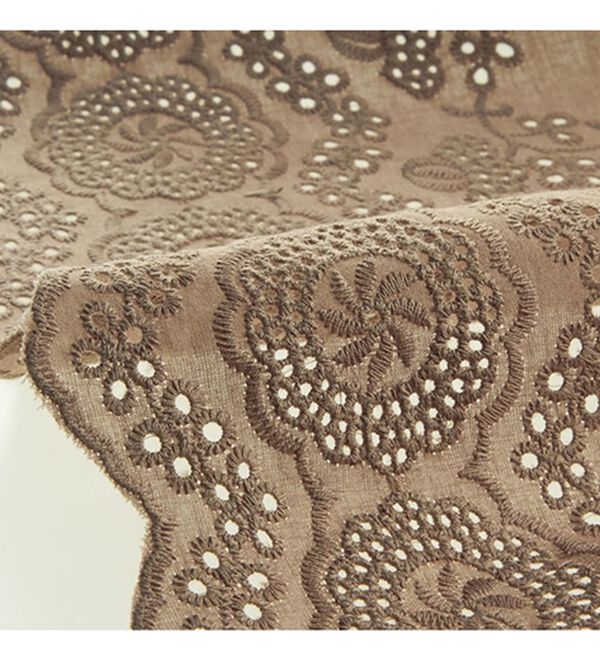 BELLUNA（ベルーナ）の「裾刺しゅうデザインプルオーバー（カットソー）」｜詳細画像