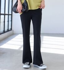 BELLUNA（ベルーナ）の「シュッと体型カバー！ジャストフィットフレアーパンツ（フルレングスパンツ）」
