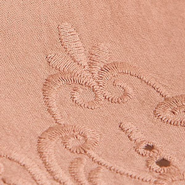 BELLUNA（ベルーナ）の「裾スカラップ刺しゅうシャツブラウス（ブラウス）」｜詳細画像