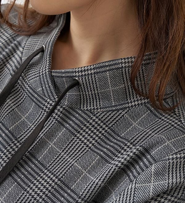 BELLUNA（ベルーナ）の「まるで着る毛布！静電防止付裏ファーフード風チュニック（チュニック）」｜詳細画像