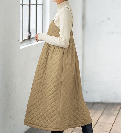BELLUNA（ベルーナ）の「中わたキルトキャミワンピース（ジャンパースカート）」