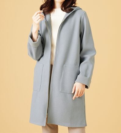 BELLUNA（ベルーナ）の「裏あぜ素材フードデザインコート（ロングコート）」