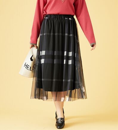 BELLUNA（ベルーナ）の「チュール素材上品プリントフレアースカート（ロングスカート）」