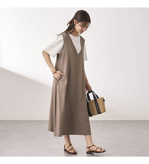 BELLUNA（ベルーナ）の「サラっと素材バックリボンワンピース（その他ワンピース）」｜詳細画像