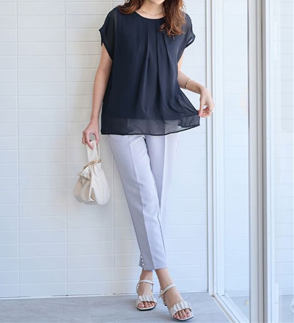 alotta（アロッタ）の「【接触冷感】機能付インナーシフォンブラウス（ブラウス）」｜詳細画像