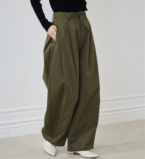 RANAN（ラナン）の「カーブシルエットサイドタックパンツ（フルレングスパンツ）」｜詳細画像