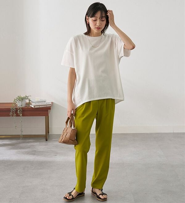 BELLUNA（ベルーナ）の「シュッと体型カバー！コクーンTシャツ（カットソー）」｜詳細画像