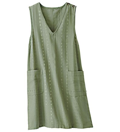 BELLUNA（ベルーナ）の「綿麻ドビー素材ジャンスカエプロン（ジャンパースカート）」