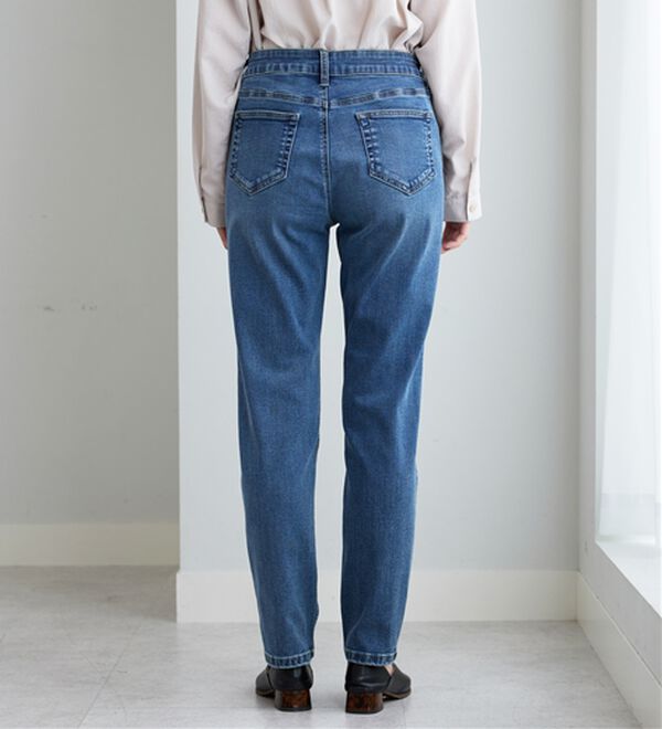 BELLUNA（ベルーナ）の「やわらかストレッチデニム素材スリムパンツ（フルレングスパンツ）」｜詳細画像