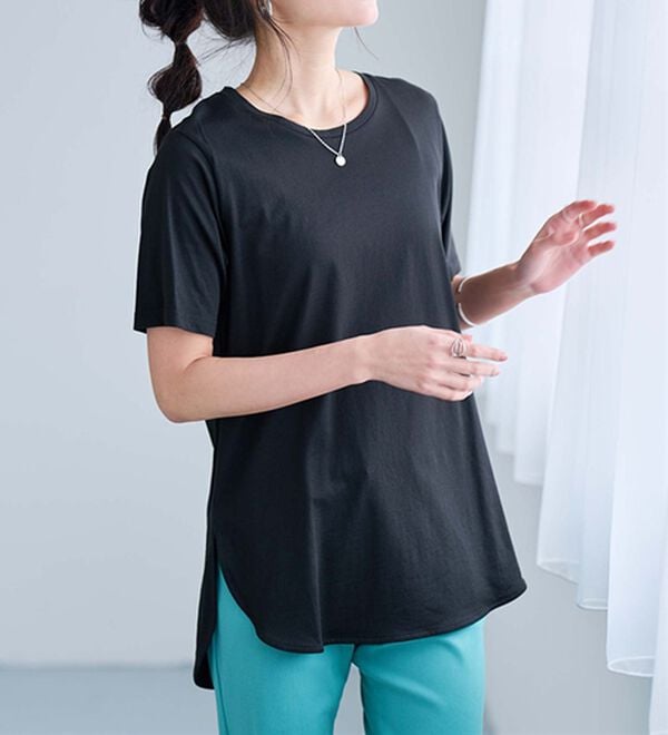 RANAN（ラナン）の「＜ＢＣ＞綿１００％ひんやりラウンドヘムプルオーバー（カットソー）」｜ブラック