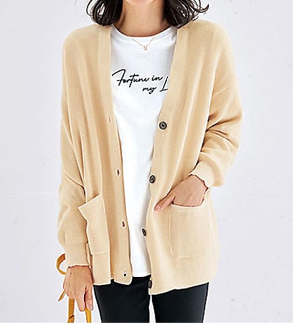 BELLUNA（ベルーナ）の「キレイ見え綿１００％素材ロゴプルオーバー（カットソー）」｜詳細画像