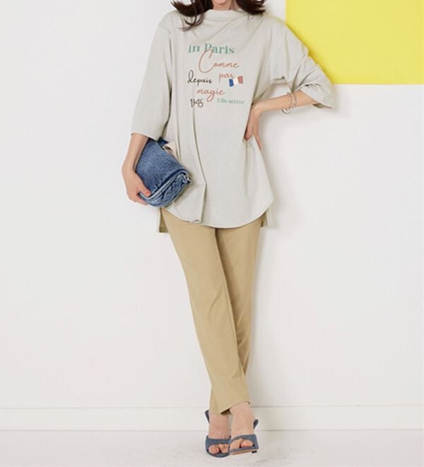 BELLUNA（ベルーナ）の「＜ＥＬＬＥ　Ａｃｔｉｖｅ＞多機能ロゴプリントチュニック（チュニック）」｜詳細画像