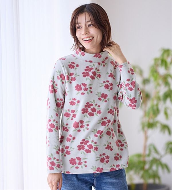 LAVIENNE（ラヴィエンヌ）の「薄手ストレッチフリースのプリントハイネック長袖（ニット・セーター）」｜詳細画像