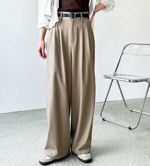 GeeRA（ジーラ）の「着心地抜群！ハイウエストダブルタックワイドパンツ（フルレングスパンツ）」｜モカベージュ