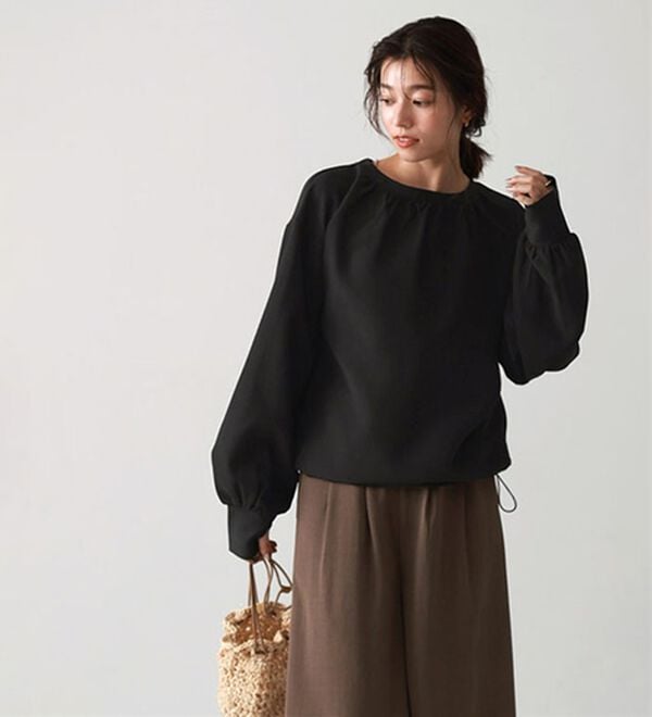 Pierrot（ピエロ）の「【速乾機能付】ギャザートップスラッシュガード（チュニック）」｜詳細画像