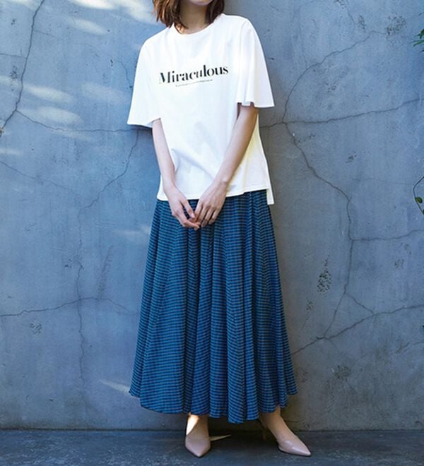 RANAN（ラナン）の「ひんやり！綿１００％フレア袖大人ロゴＴシャツ（カットソー）」｜詳細画像