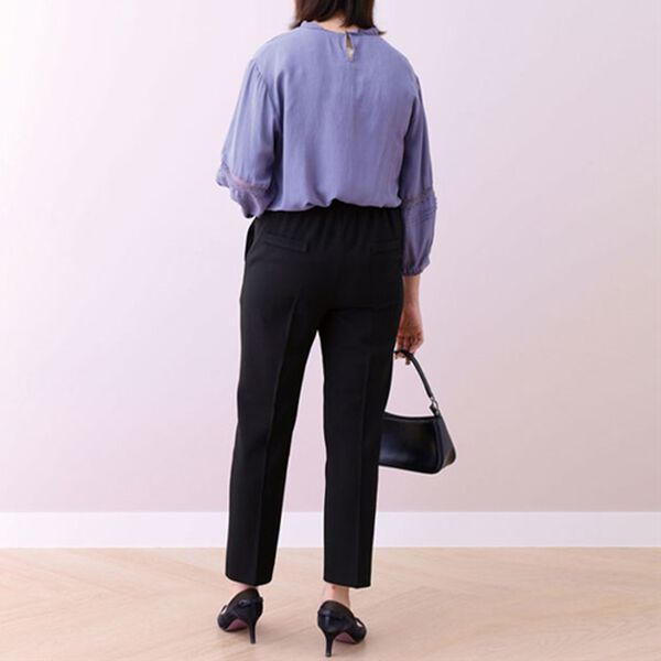 BELLUNA（ベルーナ）の「ストレッチ素材センタープレス入りテーパードパンツ（テーパードパンツ）」｜詳細画像