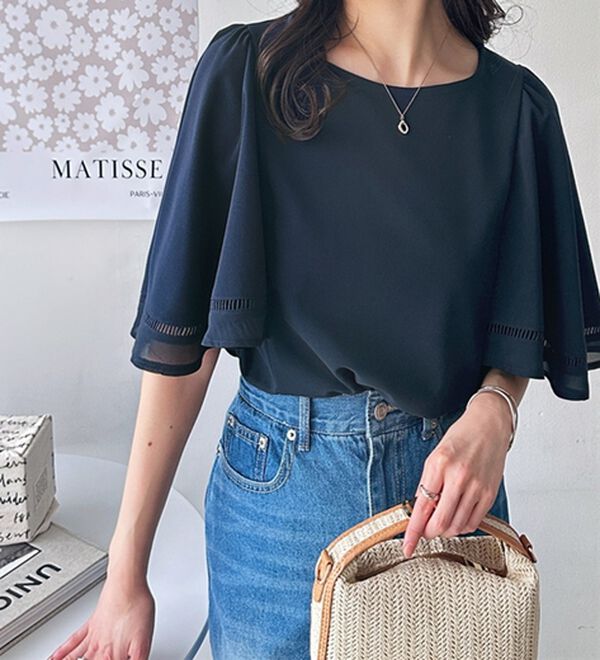 GeeRA（ジーラ）の「シアー切替フレアー袖Ｔブラウス（ブラウス）」｜詳細画像