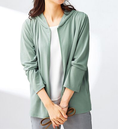 BELLUNA（ベルーナ）の「【接触冷感】ヒンヤリ＆UV対策！軽量パーカー（パーカー）」