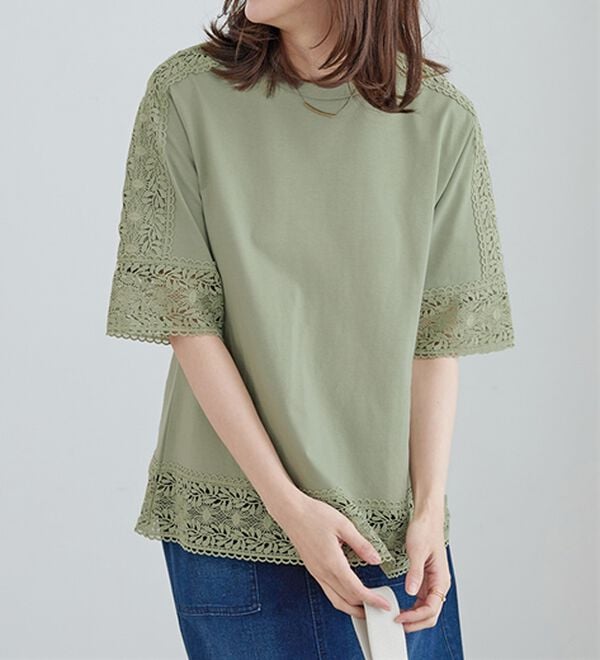 BELLUNA（ベルーナ）の「リーフ柄レース使いプルオーバー（カットソー）」｜詳細画像