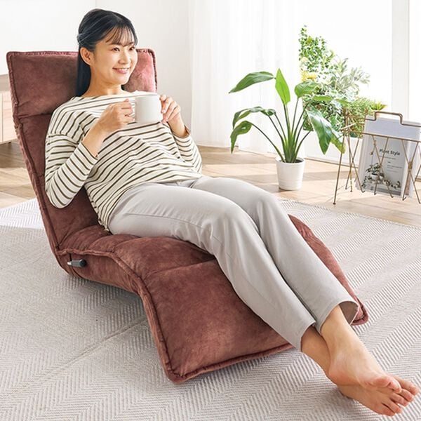 「起き上がりしやすいレバー式もこもこ座椅子（座椅子）」｜木苺ピンク