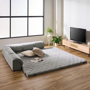 iellio（イエリオ）の「はっ水ゆったり・まったりクッション一体型ラグ＜洗える・布帛（ふはく）タイプ・フロアソファ・ローソファー・ロングシーズン＞（ラグ）」｜布帛グレー