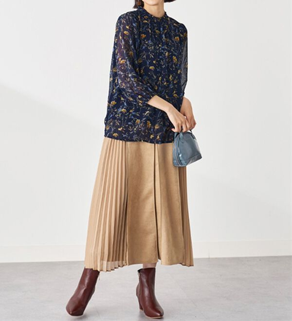 BELLUNA（ベルーナ）の「シフォンプリントシャーリング使いブラウス（ブラウス）」｜詳細画像