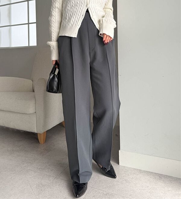 RANAN（ラナン）の「裏起毛美脚シルエットピンタックワイドパンツ（フルレングスパンツ）」｜チャコール