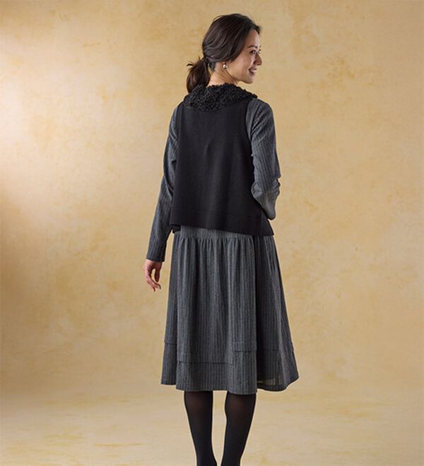 BELLUNA（ベルーナ）の「プードルファー切替ニットベスト（ベスト）」｜詳細画像