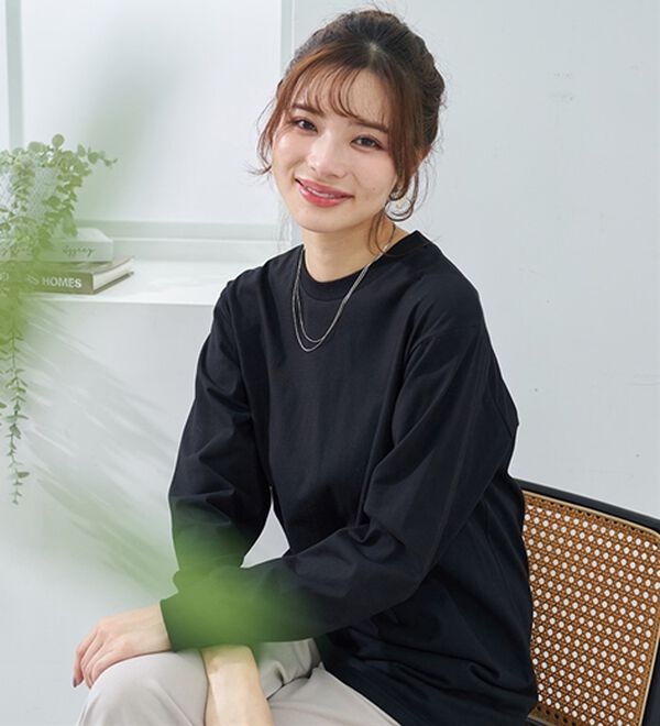 BELLUNA（ベルーナ）の「夏でも着られる強撚綿１００％長袖プルオーバー（カットソー）」｜詳細画像