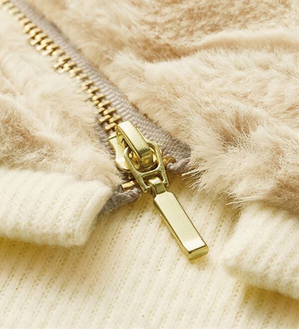 BELLUNA（ベルーナ）の「サイドジッパー付ファー切替チュニック（チュニック）」｜詳細画像