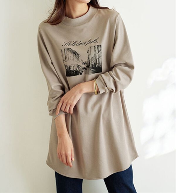 BELLUNA（ベルーナ）の「【メルティポンチ】プリントチュニック（チュニック）」｜フォト(グレージュ)