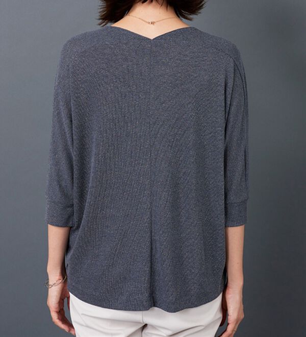 BELLUNA（ベルーナ）の「ラメ調ドルマンプルオーバー（カットソー）」｜詳細画像