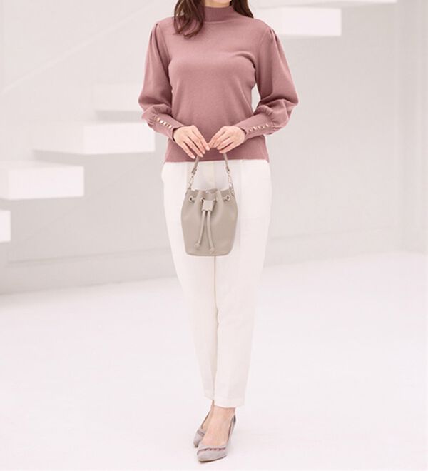 alotta（アロッタ）の「【美人百花掲載】洗える！もっちりタッチボリューム袖金ボタンニット（ニット・セーター）」｜詳細画像