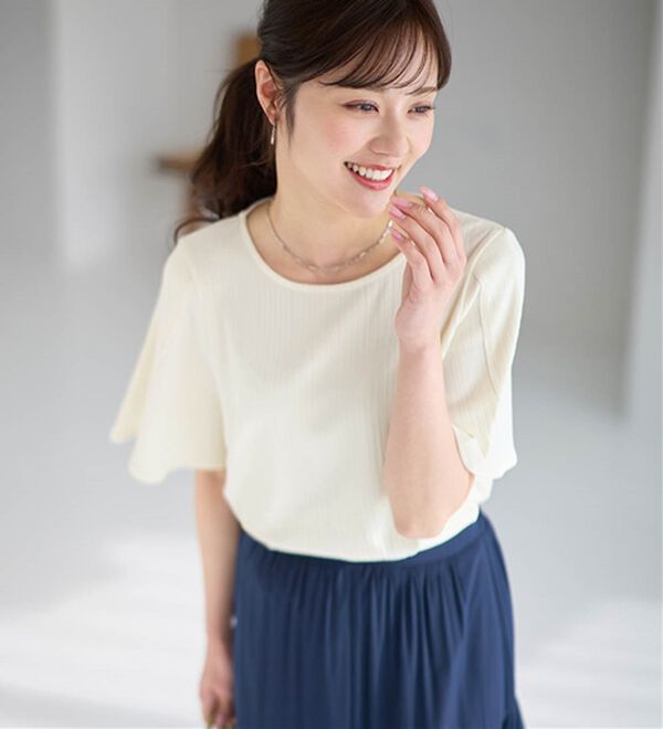 alotta（アロッタ）の「【4つの機能付】ひんやりチューリップ袖ブラウスTシャツ（カットソー）」｜詳細画像