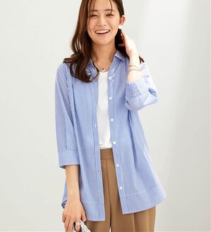 BELLUNA（ベルーナ）の「サラリ快適！ギャザー使いシャツチュニック（チュニック）」｜ブルーストライプ