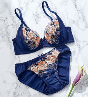 YU'NOW（ユナウ）の「【デザイン豊富】大人ｓｗｅｅｔプチプラブラ＆ショーツセット（ブラジャー＆ショーツセット）」｜ネイビー系エアリーレース