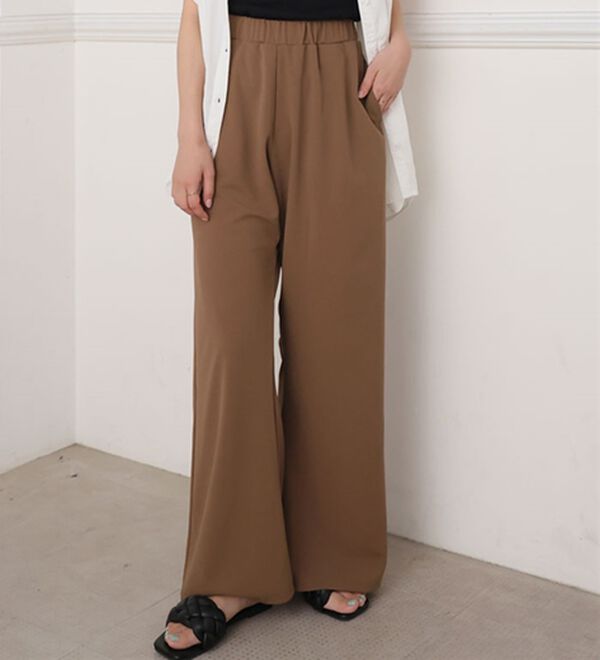 A HAPPY MARILYN（アハッピーマリリン）の「【Ｌ～８Ｌ】＜身長別に選べる２丈＞さらっと美脚ゆるカーブパンツ（ワイドパンツ・ガウチョ）」｜モカベージュ