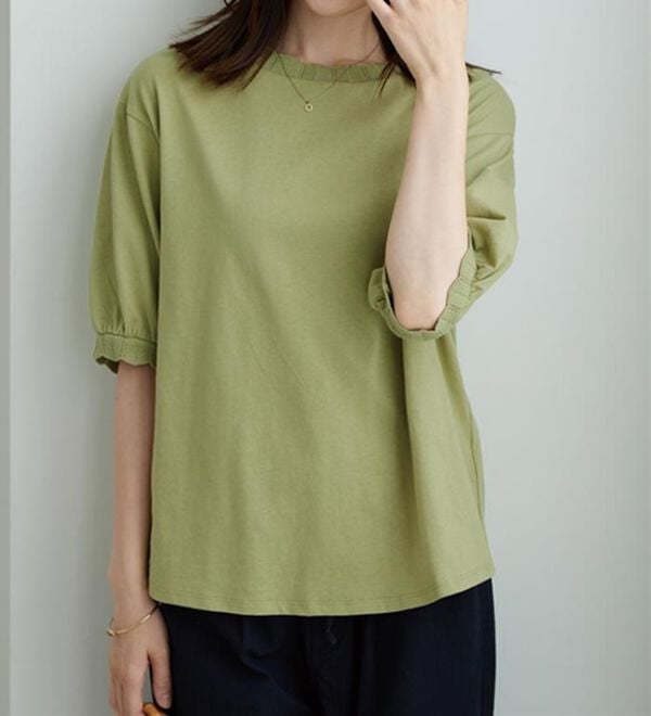 BELLUNA（ベルーナ）の「デザインリブ使いふんわり袖プルオーバー（カットソー）」｜詳細画像