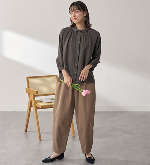 BELLUNA（ベルーナ）の「《ＨｕｇＲｅａｍコットン》ダブルガーゼギャザーブラウス（ブラウス）」｜詳細画像