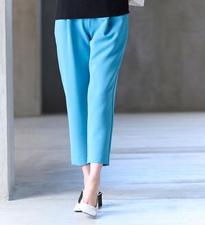 RANAN（ラナン）の「美脚シルエットクロップドパンツ（フルレングスパンツ）」｜ダークブルー