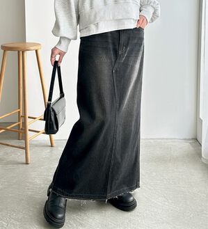 GeeRA（ジーラ）の「バックスリットデニムロングスカート（ロングスカート）」｜詳細画像