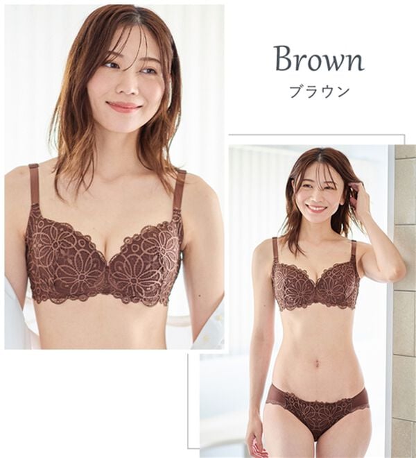 LAVIENNE（ラヴィエンヌ）の「レーシー脇高スッキリブラ＆ショーツ（ブラジャー＆ショーツセット）」｜詳細画像